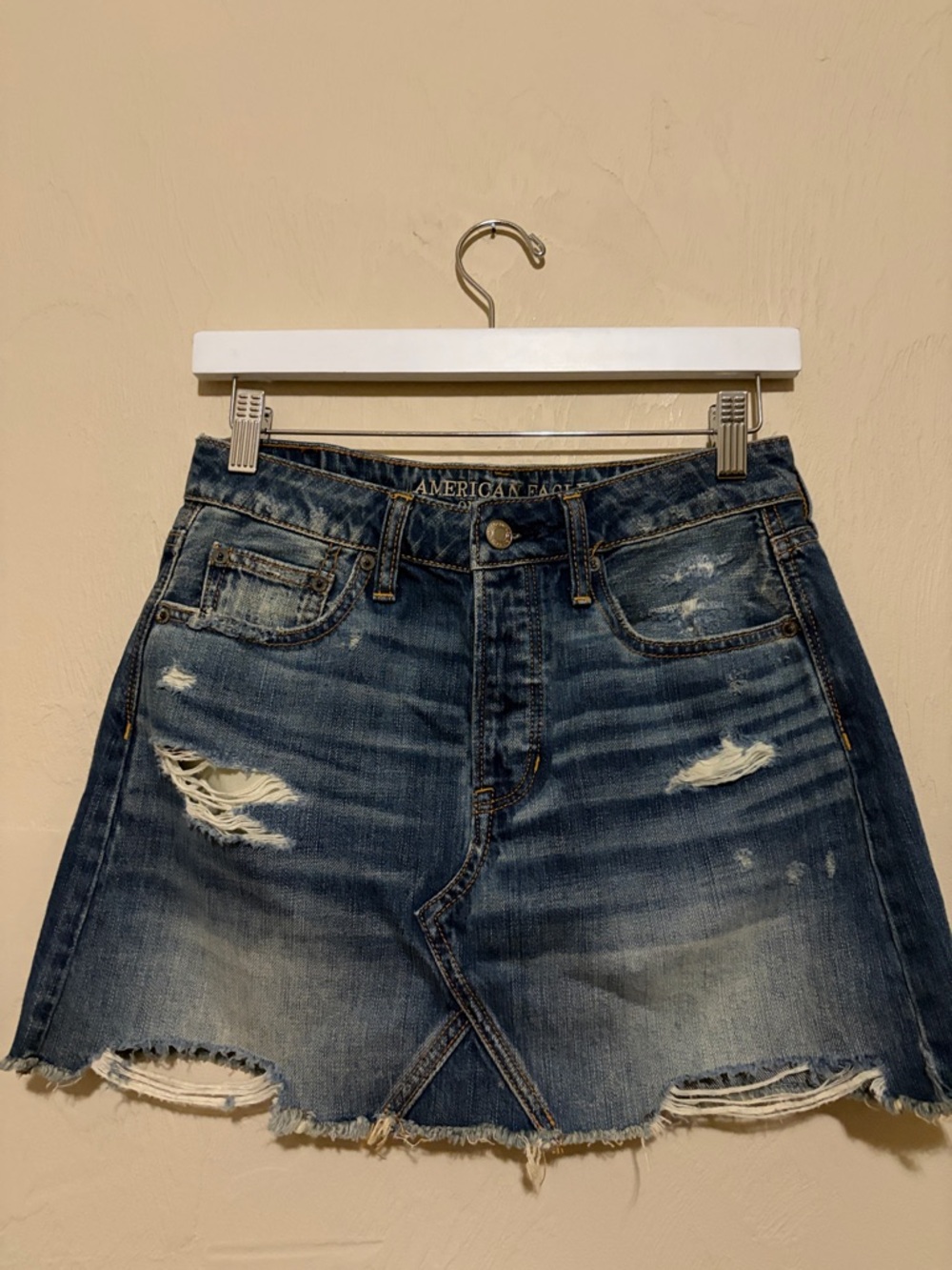American Eagle HR Distressed Festival Mini Skirt. Excellent Condition!!